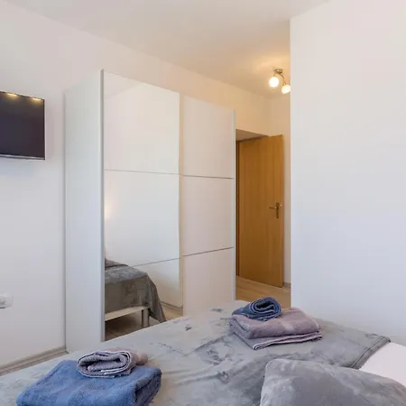 2 Bedroom Beautiful In Nyaraló *